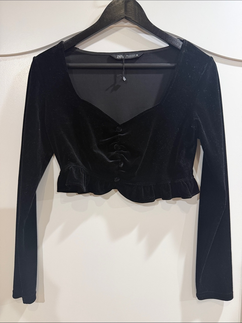 ZARA Black Velvet Long-Sleeve Cropped Shirt with Ruffle Hem
